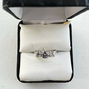 Triple Gemstone 3-Stone Cubic Zirconia Sterling Silver Ring Size 6